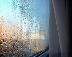 Как устранить запотевание окон