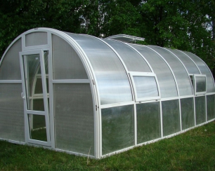 Строительство теплицы своими руками