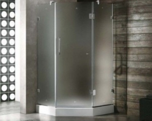 Стеклянные душевые – виды и преимущества конструкций