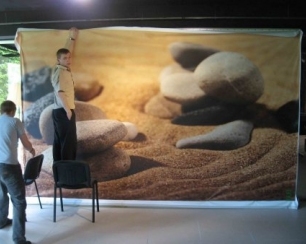 Декорирование стен тканью