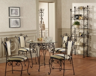 Кованые столы для стильных интерьеров