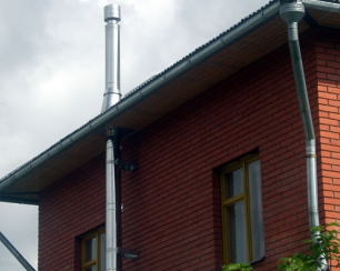Самостоятельная установка дымохода в деревянном доме