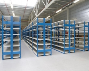 Как правильно выбрать стеллажи для склада