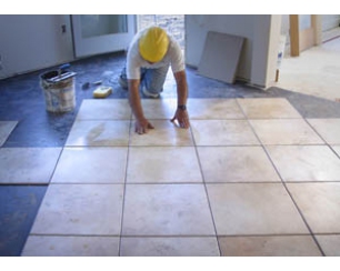 Преимущества прессованной ПВХ плитки для пола