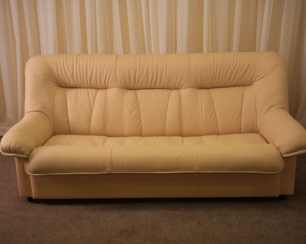 Как самому заменить обивку дивана