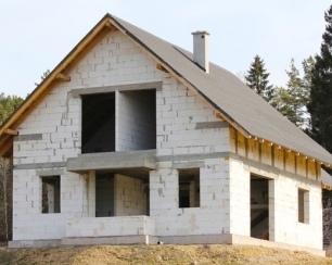 Дома из пеноблока - достоинства и особенности