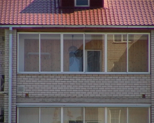 Какой материал использовать для остекления лоджий?