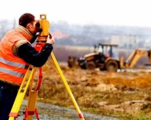 Геодезические исследования – важный этап при строительстве дома