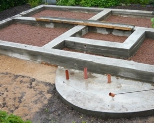 Основные этапы строительства фундамента