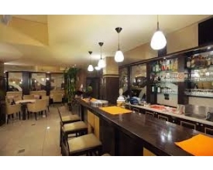 Покупаем мебель для кафе и баров