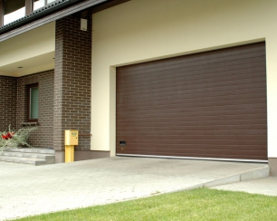 Секционные ворота – идеальное решение для гаража!