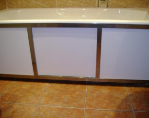 Как установить экран под ванну