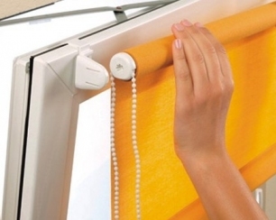 Как повесить жалюзи и ролеты