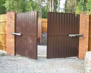 Рекомендации по изготовлению стальных распашных ворот своими руками