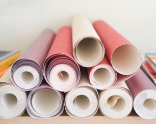 Как самостоятельно поклеить обои