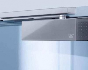 Дверной доводчик – простое решение комфортного использования двери