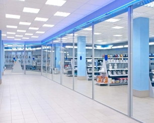 Торговые разделительные устройства: виды, особенности, применение