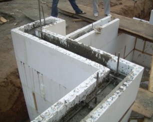 Несъемная опалубка и ее особенности