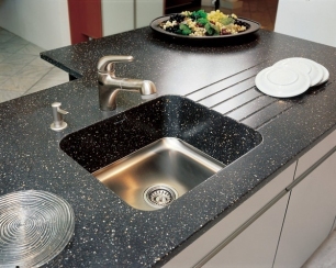 Основные преимущества изделий из искусственного камня