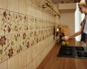 Как подобрать дизайн плитки для кухни?