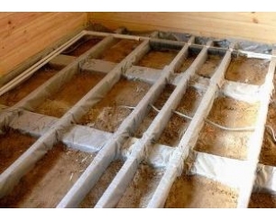 Как самостоятельно утеплить деревянный пол