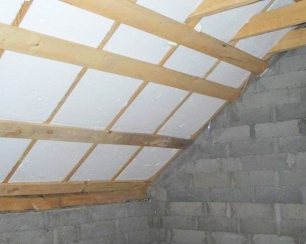 Пенопласт – эффективный материал для утепления крыши