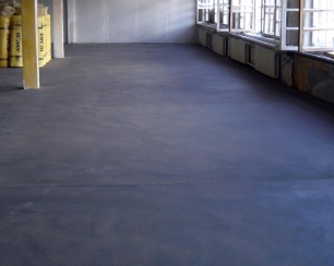 Технология изготовления полусухой стяжки пола и ее особенности