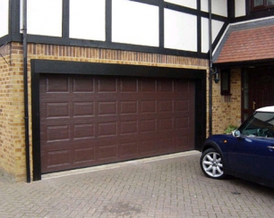 Современные виды гаражных ворот