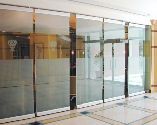 Декор стеклянных перегородок для офиса