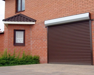 Гаражные ворота рольставни: их преимущества и недостатки