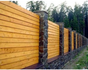 Забор для загородного дома