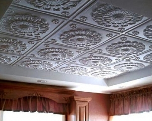 Особенности клеевых потолков