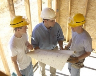 Как найти строительную бригаду и застраховаться от мошенничества