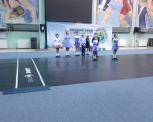 Как правильно монтировать сценический линолеум: основные правила