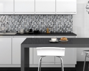 Угловая бело-черная кухня