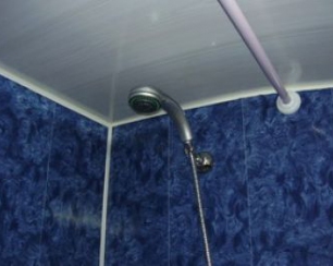 Ремонт ванной ПВХ панелями: как подготовить стены