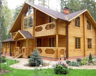 Дом из профилированного бруса или из оцилиндрованного бревна – извечная проблема выбора