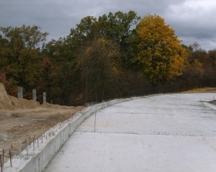 Особенности прокладки бетонной дороги