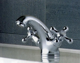 Выбор смесителя для ванной комнаты – непростая задача